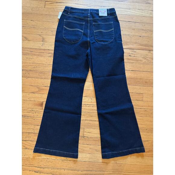 New Vanilla Star High Rise Wide Leg Flare Jeans sz 13 Waist 31 Dark Wash Denim - Picture 10 of 12